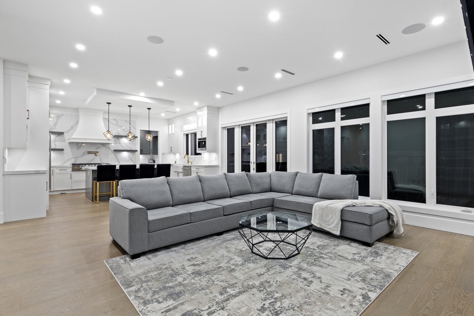 Canyon Ridge - Exterior